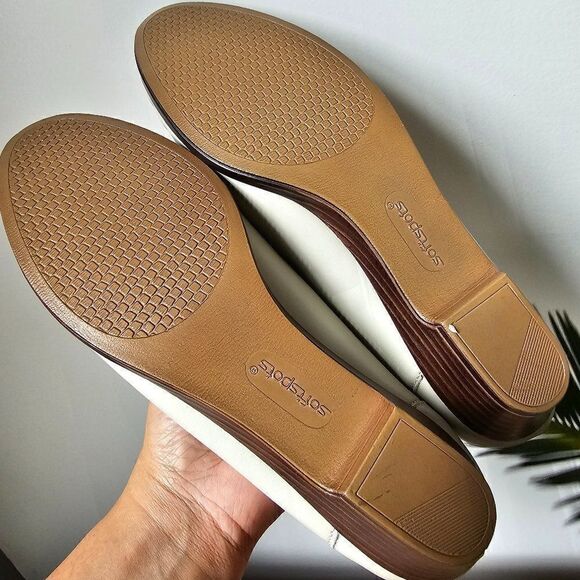 NEVER WORN SOFT SPOTS BONE WHITE GENUINE LEATHER LOAFERS SIZE 9.5 & 10N - Picture 14 of 16